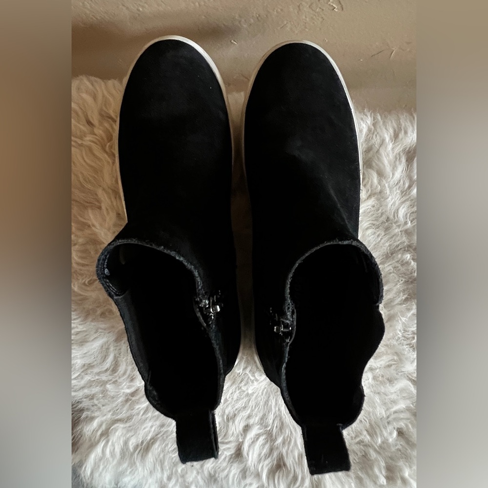 Blondo gently loved black “suede” 8.5M - Picture 3 of 8